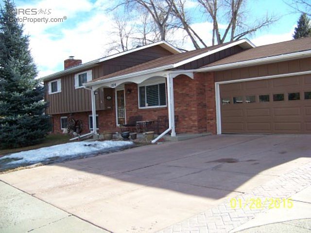 4 Level with 2 car garage