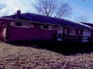 905 Meadow Ln, Lebanon, OH 45036