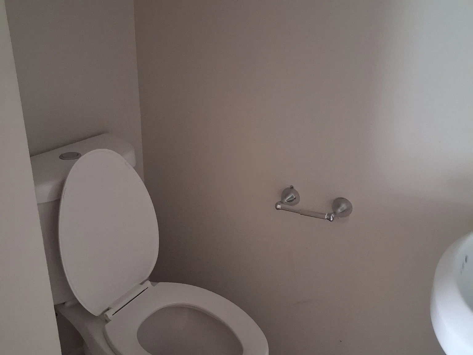 200 Greenbriar Townhomes — Photo 4