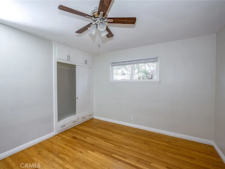15744 Hart St — Photo 14