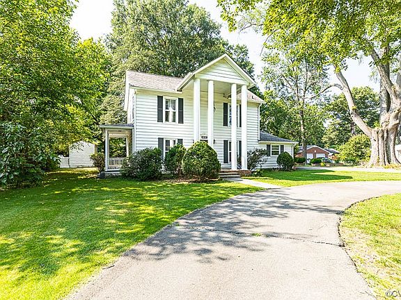4th image of 2309 Delta Cir
