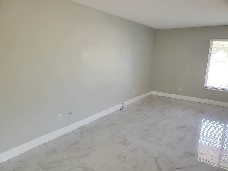 1257 NE Sago Dr — Photo 8