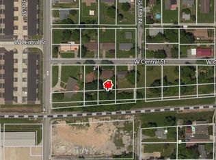 1303 W Central St, Marion, IL 62959