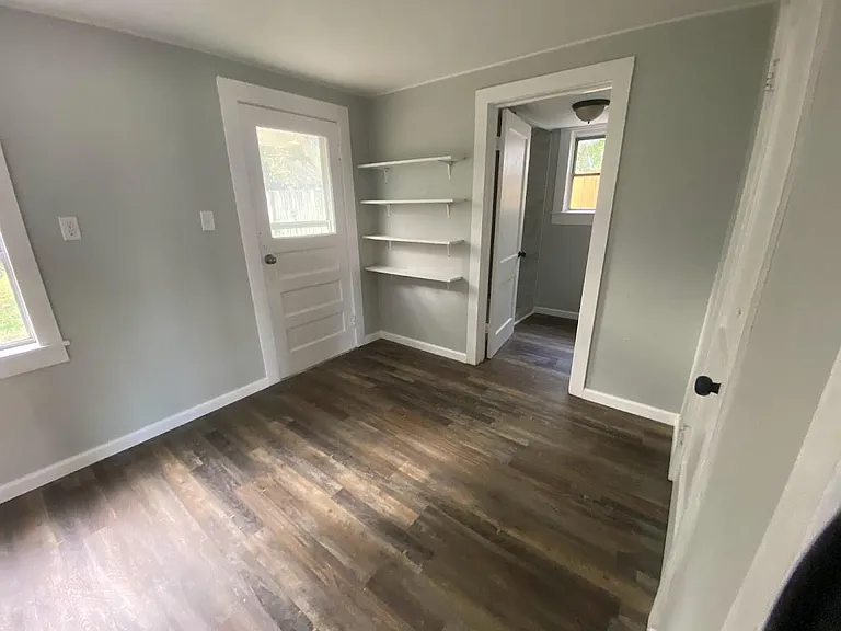 607 S Main St #A — Photo 6
