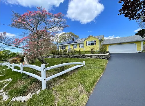 54 Durfee Rd Photo 1