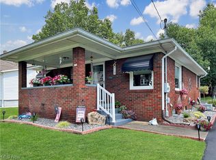 456 6th St, Struthers, OH 44471