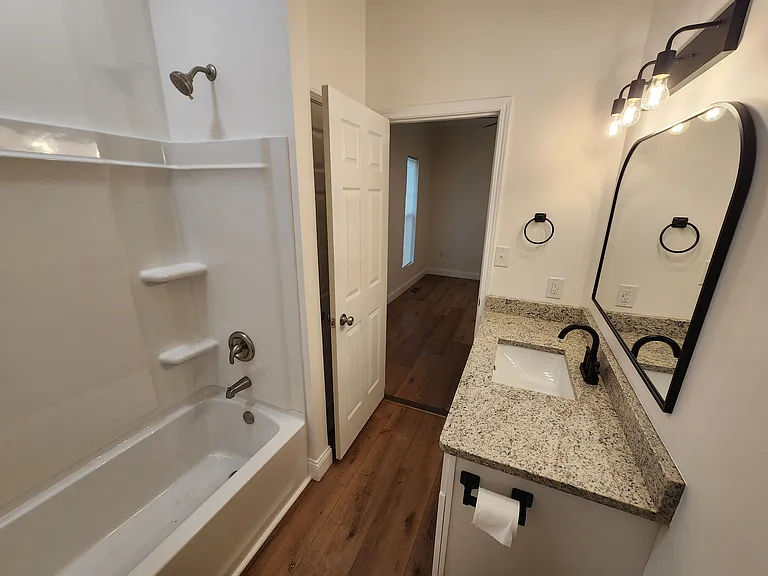 2101 Guthrie Ave #2101 — Photo 5