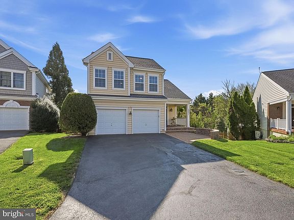 2nd image of 15577 Trisail Ct