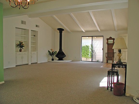 Living Room & Fireplace