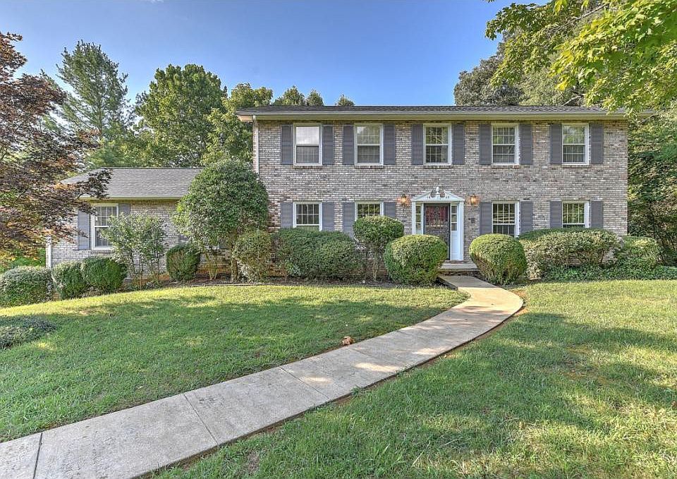 1st image of 1603 Willowbrook Dr