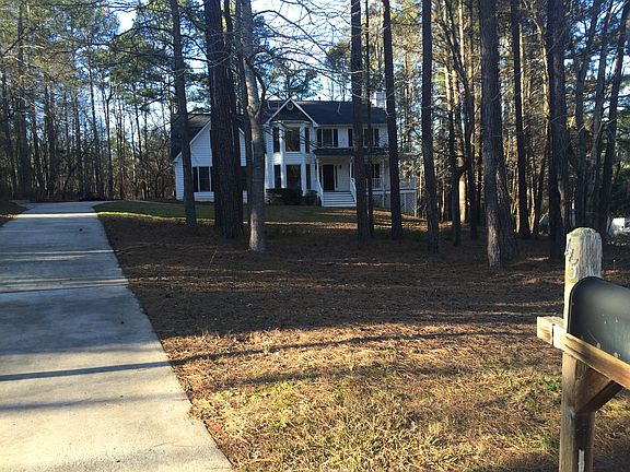 2nd image of 45 Chatsworth Ct