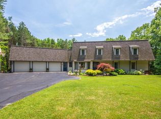 7726 Timber Bluff Dr SE, Ada, MI 49301