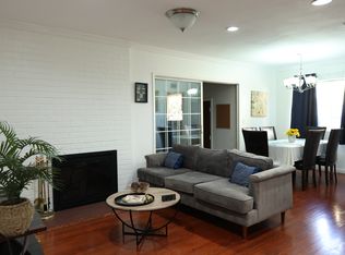 909 N Orange Blossom Ave, La Puente, CA 91746