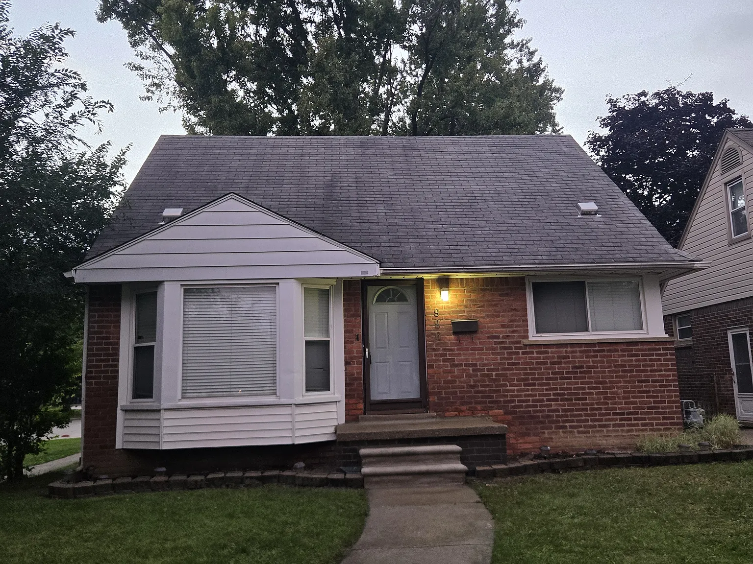 3 bed, 1154 sqft, $1,400 — Photo 1