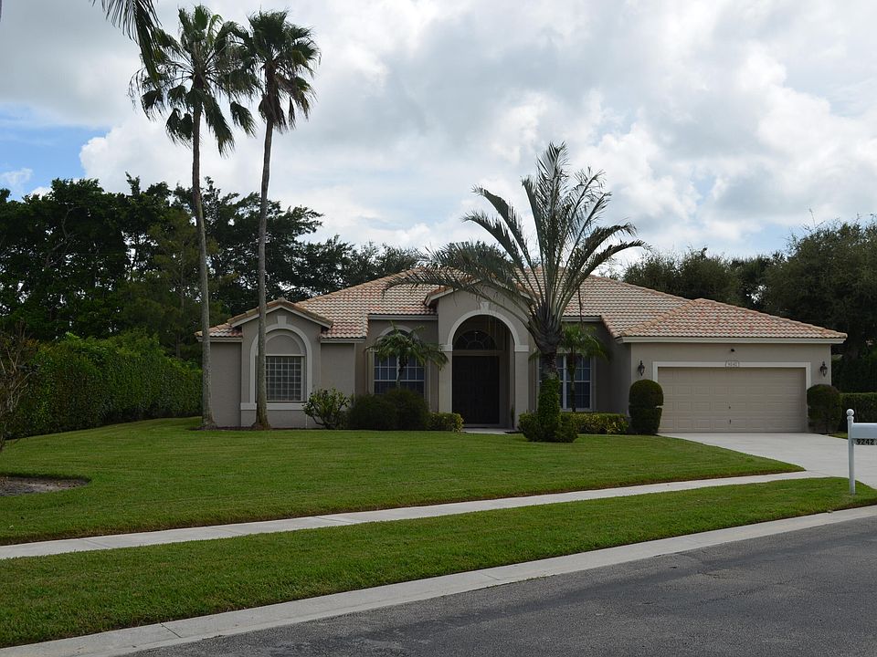 1st image of 9242 Olmstead Dr