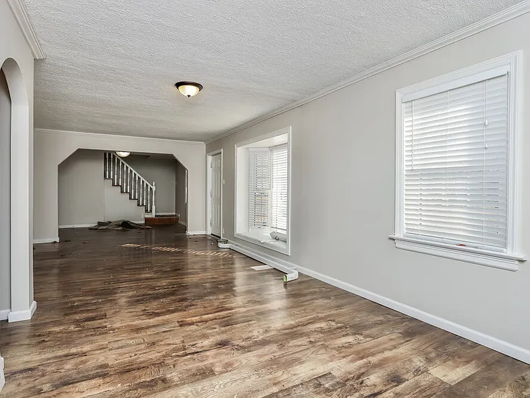 1 Saint Mark Dr — Photo 6