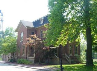 2110 Niles Buchanan Rd, Niles, MI 49120