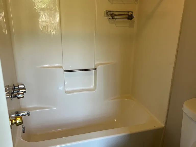 6435 Bedford Ln — Photo 10