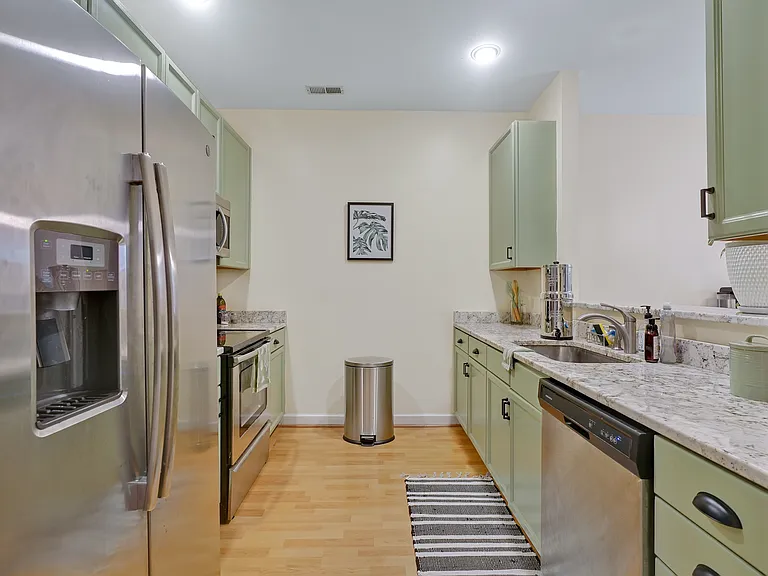 5813 Wrightsville Ave #106 — Photo 9