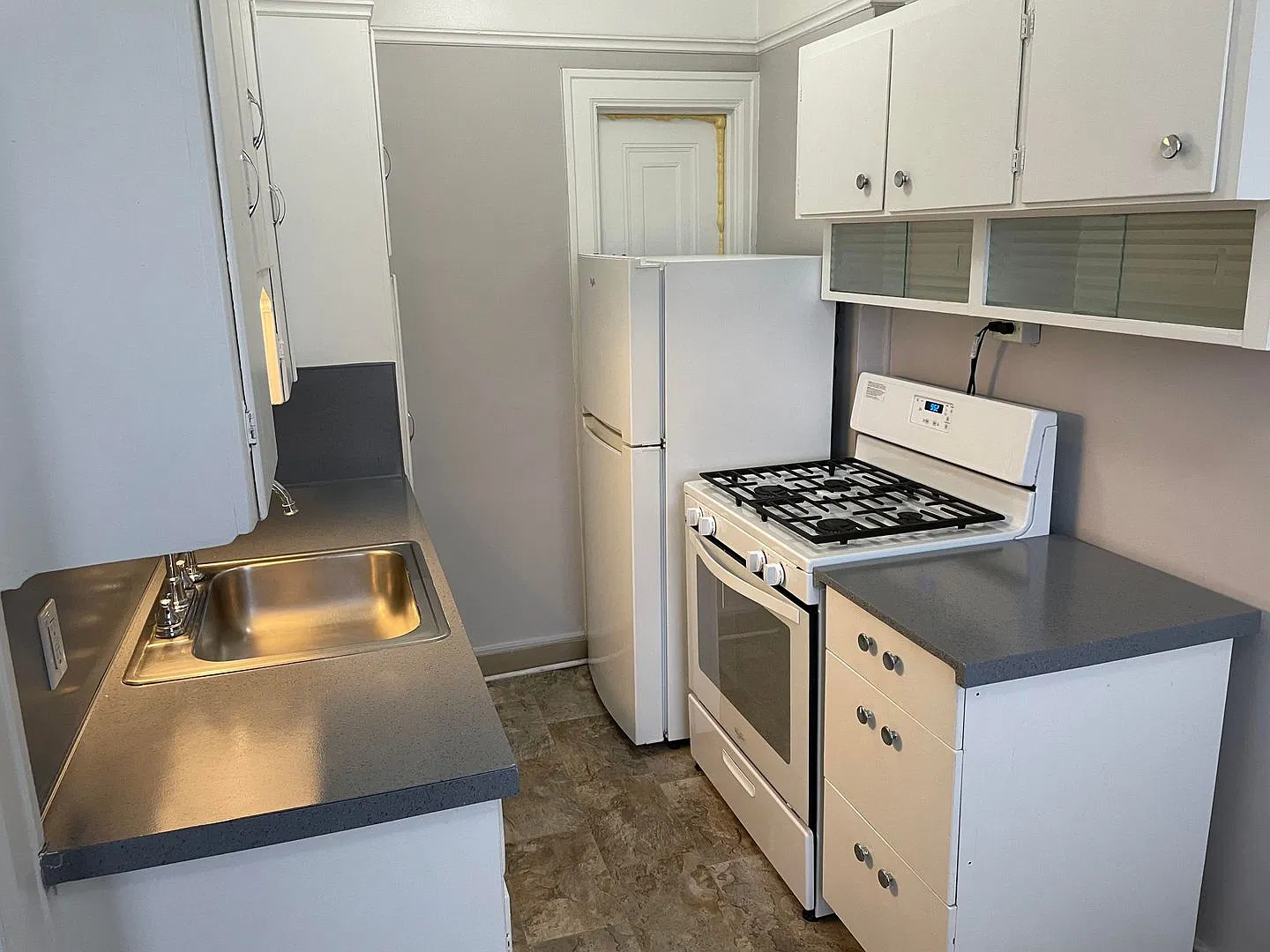 The Oakwood — Photo 4