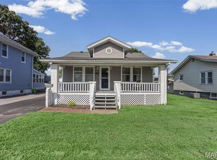 644 N 1st St, Wood River, IL 62095