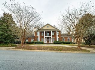 379 Crepe Myrtle Dr, Greer, SC 29651