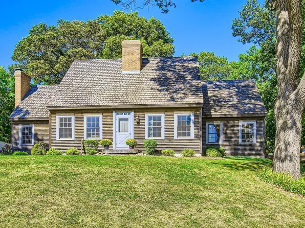 6476 Fogelman Rd, Maple Plain, MN 55359