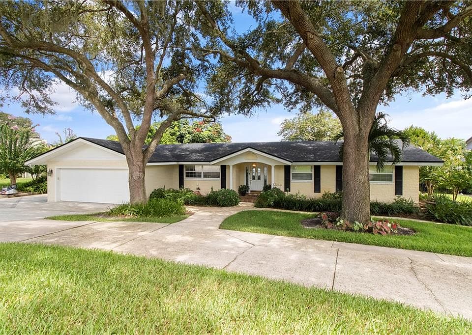 1st image of 204 S Lake Florence Dr