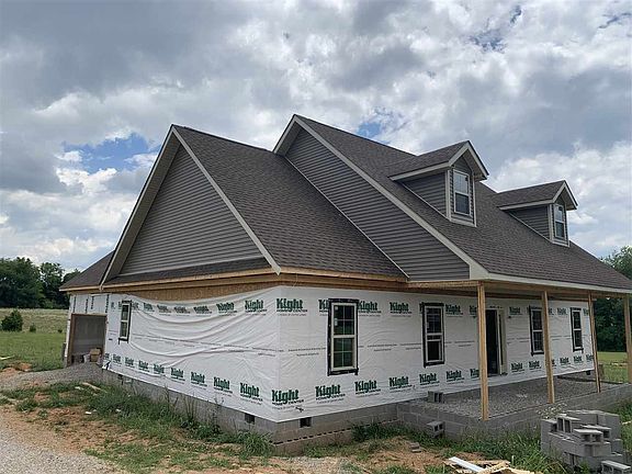 4th image of 621 Allen Michael Ln
