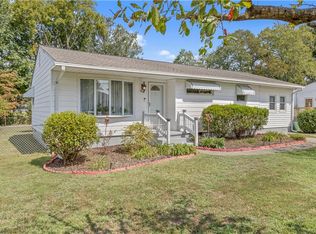 204 Tudor Rd, Portsmouth, VA 23701