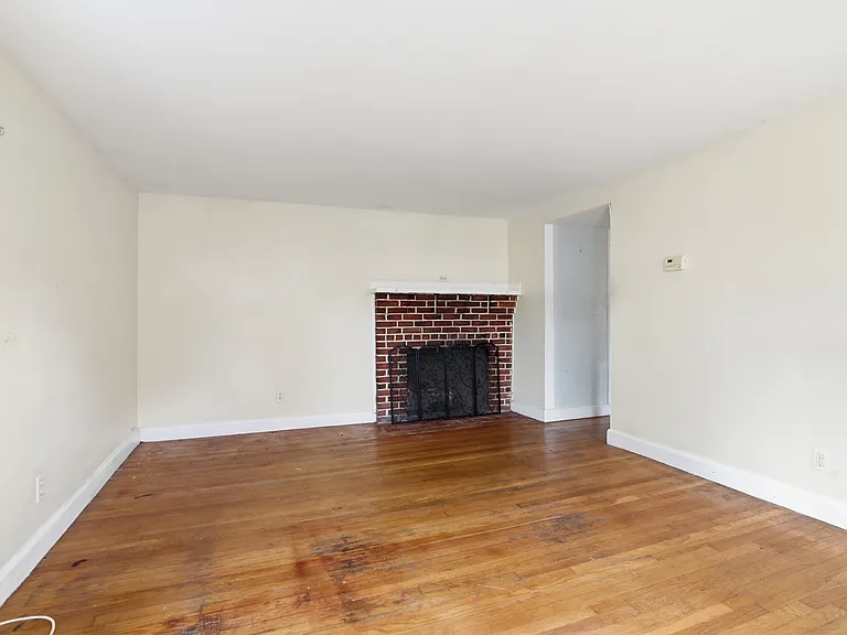 163 Standish Rd #B — Photo 1