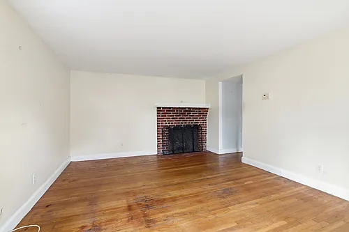 163 Standish Rd #B Photo 1 163 Standish Rd #B Photo 1