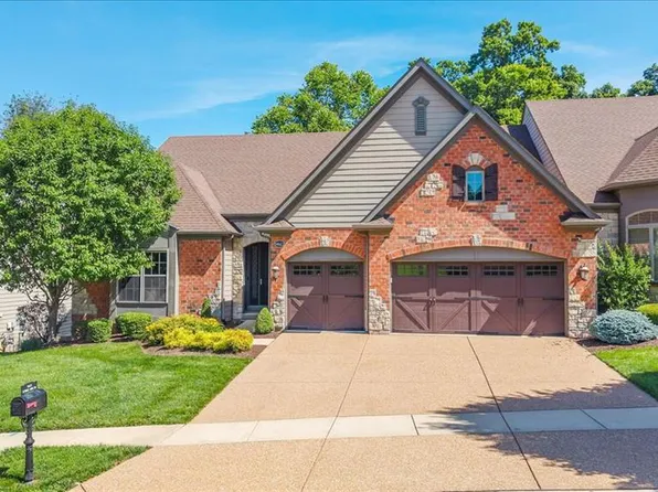 14623 Kendall Ridge Dr, Chesterfield, MO 63017