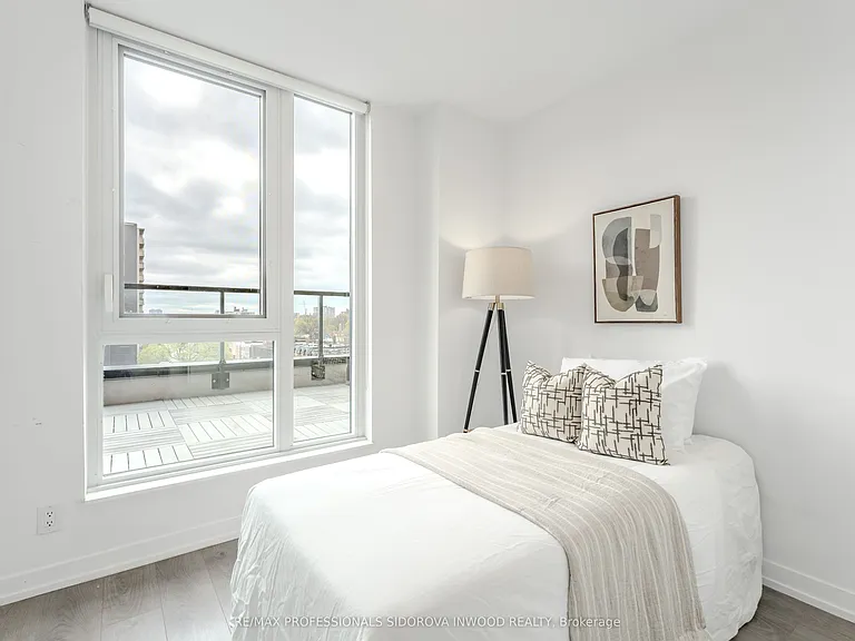 270 Dufferin St #515 — Photo 21