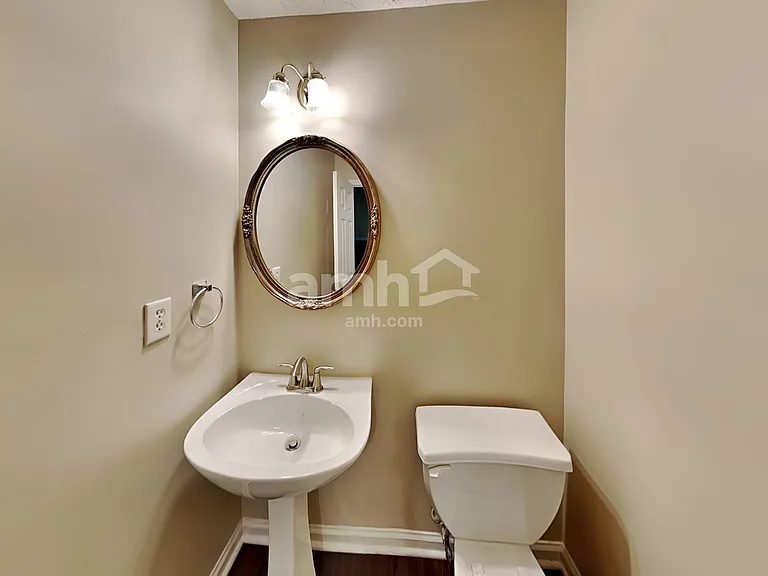 2380 Sailor Ln — Photo 8