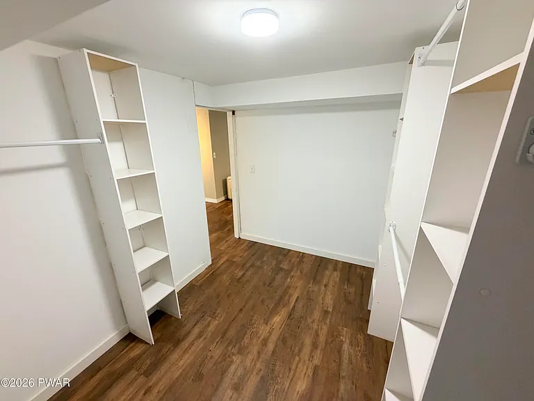 401 Wayne St — Photo 18