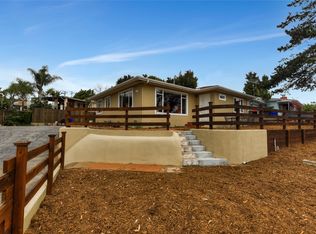 742 Crescent Dr, Vista, CA 92084