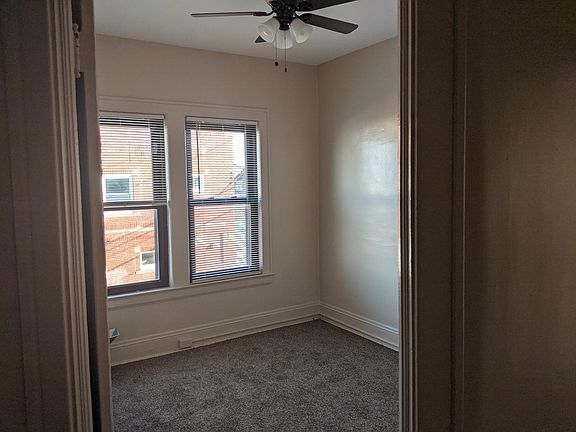 5th image of 1688 Wyandotte Ave #11