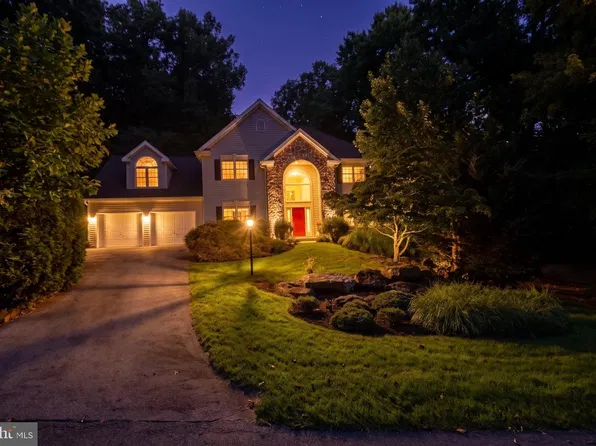 229 Poplar Ln, Elizabethtown, PA 17022