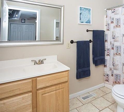 5th image of 2818 8th Ave S