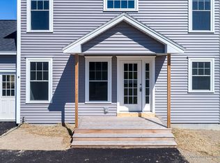 9 Hackmatack Ln, Durham, ME 04222