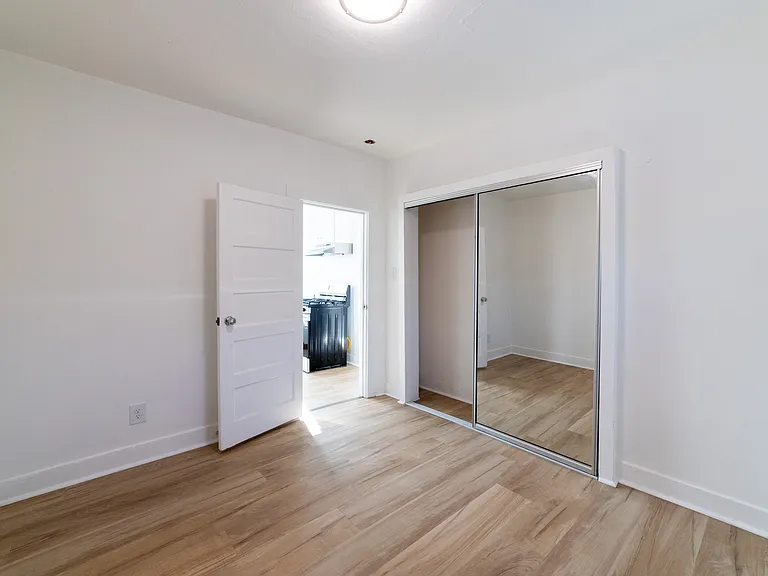 1610 Kearney St — Photo 13