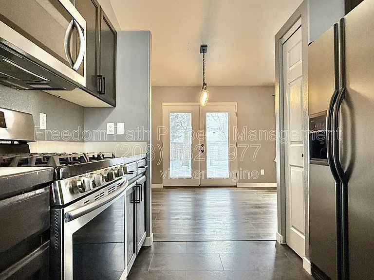 1382 W Tanager Ave — Photo 12