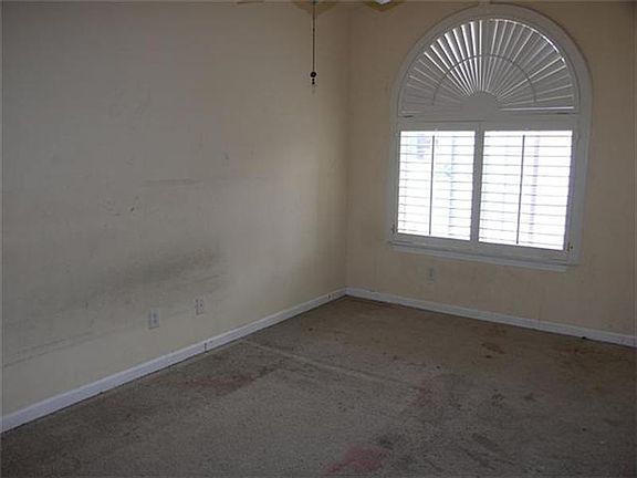 2nd image of 709 Phil Hansen Dr
