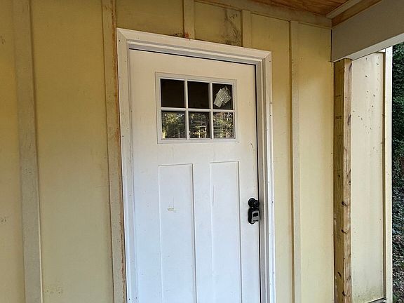 3rd image of 4592 Ruby Rd