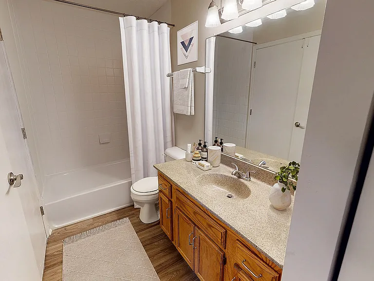 Bathroom with Tub