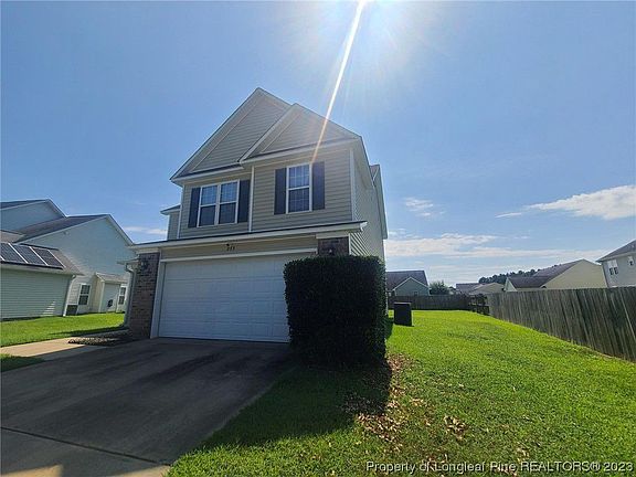 3rd image of 253 Bennington Dr