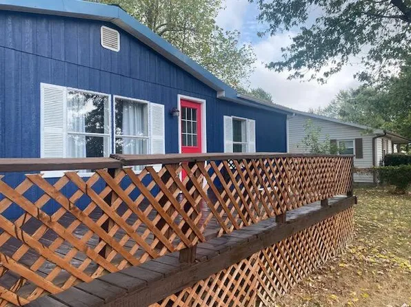 213 E Garfield Avenue, Seymour, MO 65746