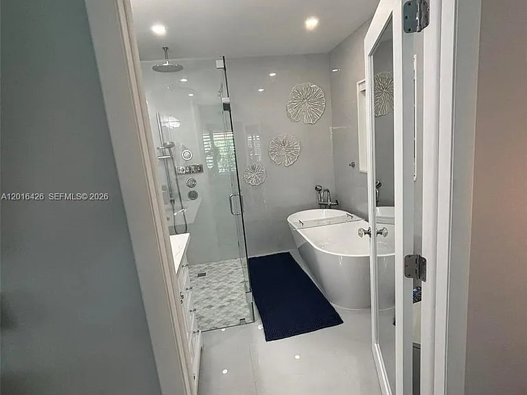 7511 Miami View Dr — Photo 22