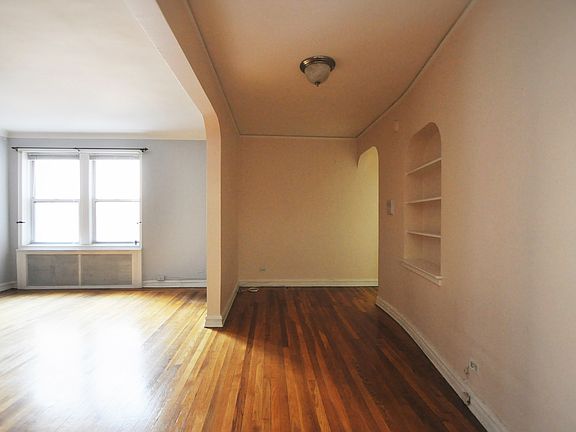 5th image of 11811 84th Ave #211